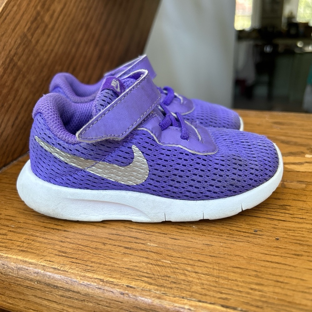 Nike Kids Purple and White Mesh Sneakers